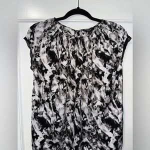 Simply Vera Vera Wang blouse